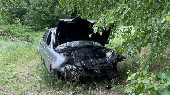 Автоледи на "Приоре" вылетела в кювет в Аткарском районе