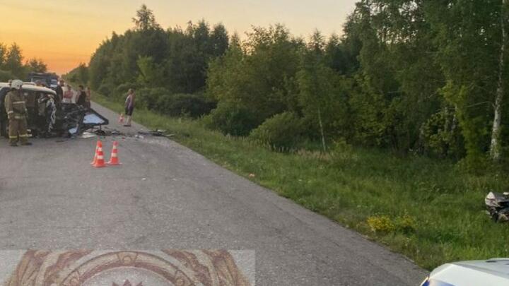 В ДТП в Ртищевском районе погибли два человека