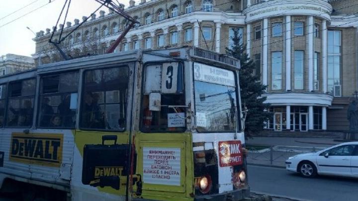 В Саратове прервалось движение трамваев маршрута №3