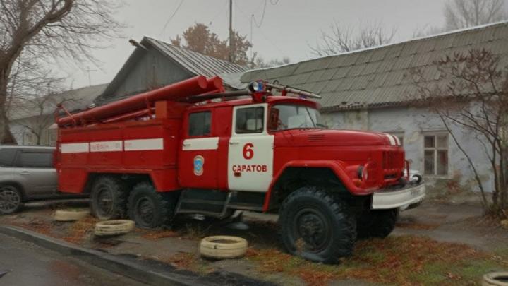 В частном секторе под "журавлями" в Саратове горела квартира