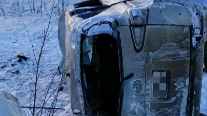 Ребенок и двое взрослых пострадали в перевернувшейся машине в Воскресенском районе