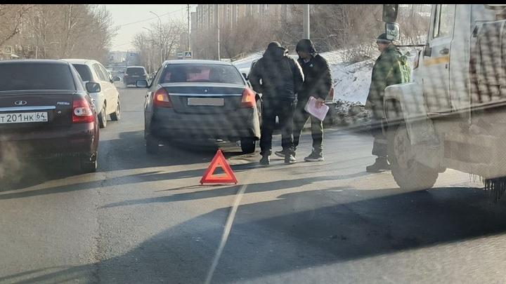 В Солнечном автоцистерна столкнулась с иномаркой