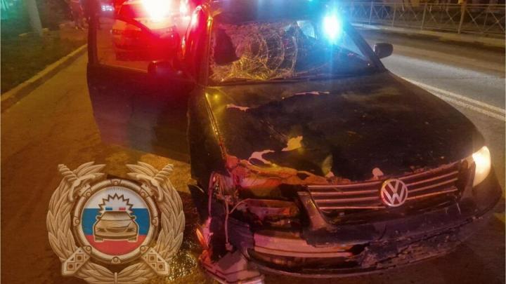 В Энгельсе водитель иномарки сбил пешехода: мужчина погиб В Энгельсе водитель иномарки сбил пешехода: мужчина погиб