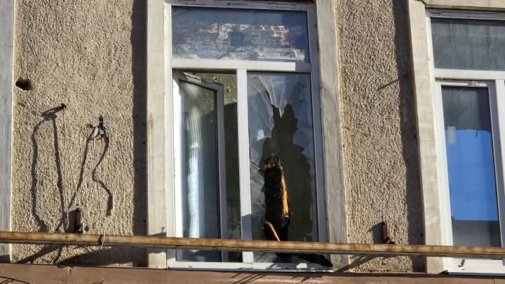 На крыше подъезда в Балаково нашли разлагающееся тело На крыше подъезда в Балаково нашли разлагающееся тело