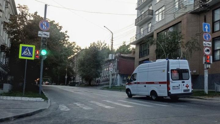В квартале от горпарка в Саратове двое пострадали в ДТП