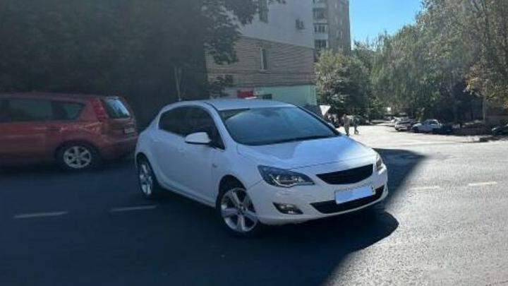 Пенсионерка попала под колеса иномарки на СХИ в Саратове Пенсионерка попала под колеса иномарки на СХИ в Саратове