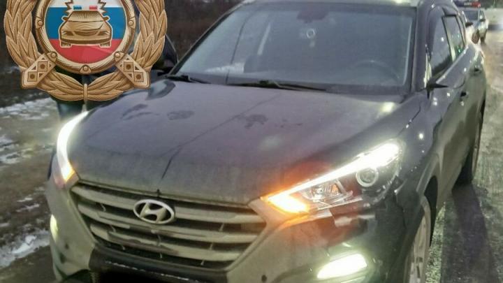 Иномарка сбила пожилого мужчину около склада Ozon в Саратове