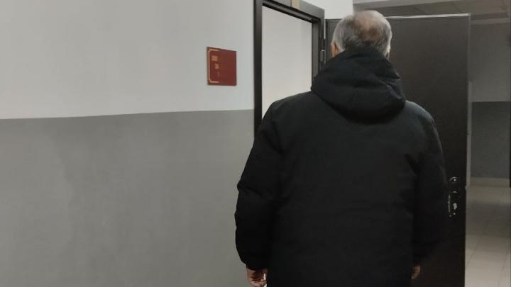 В Саратовской области мужчину дважды арестовывали за нелегальную торговлю В Саратовской области мужчину дважды арестовывали за нелегальную торговлю