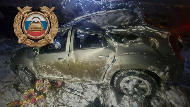 Автоледи на "Рено" перевернулась в Татищевском районе