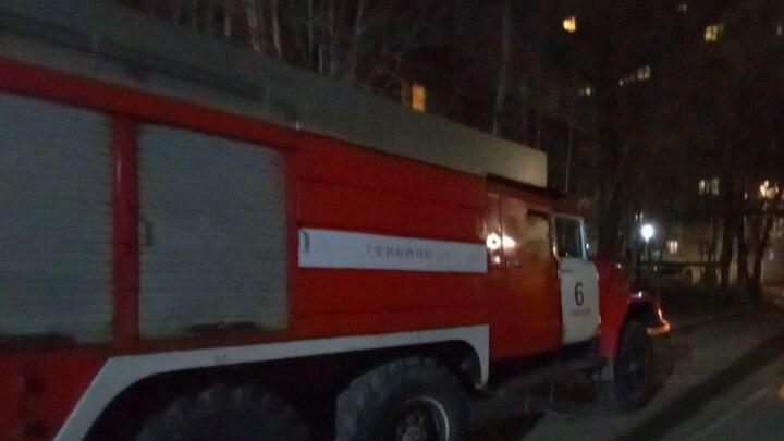 Женщину и грудного ребенка вынесли с пожара в Энгельсе: ребенок не выжил