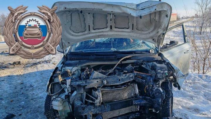 Парень пострадал в ДТП с "КамАЗом" в Ершовском районе