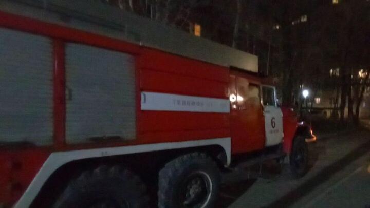 На пожаре в девятиэтажке в Саратове эвакуировали 20 человек