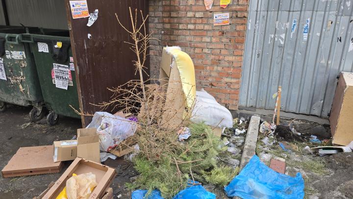 В Саратове Ситиматик не может вывезти мусор почти с 150 домов