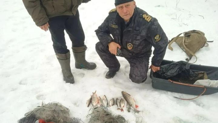 600 метров сетей, 9 машин, 4 уголовных дела: этим закончились рейды рыбоохраны под Саратовом