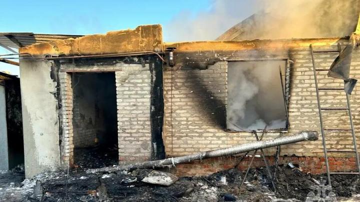 В Саратовской области мужчина пострадал на пожаре