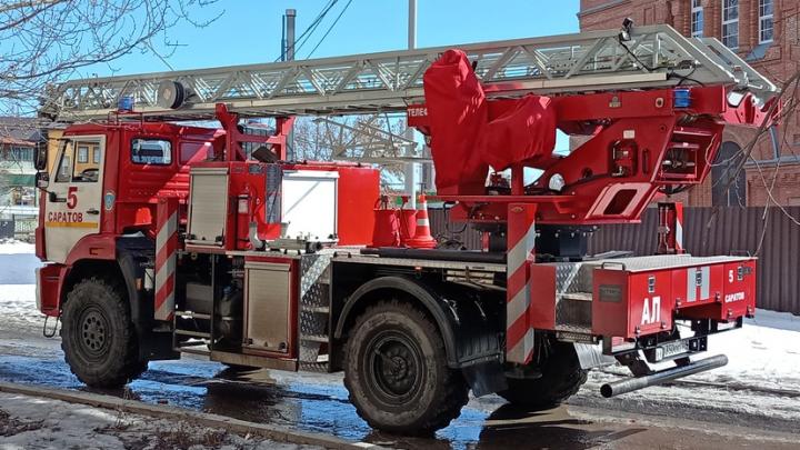 Женщина и мужчина погибли на пожаре в саратовском посёлке Женщина и мужчина погибли на пожаре в саратовском посёлке