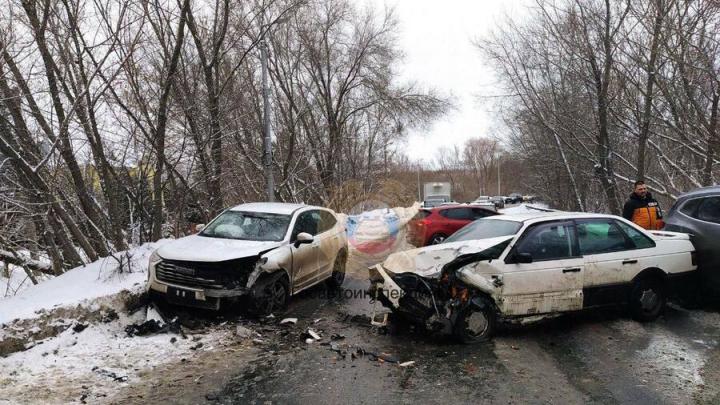 В Юбилейном мужчина пострадал в ДТП с кроссовером