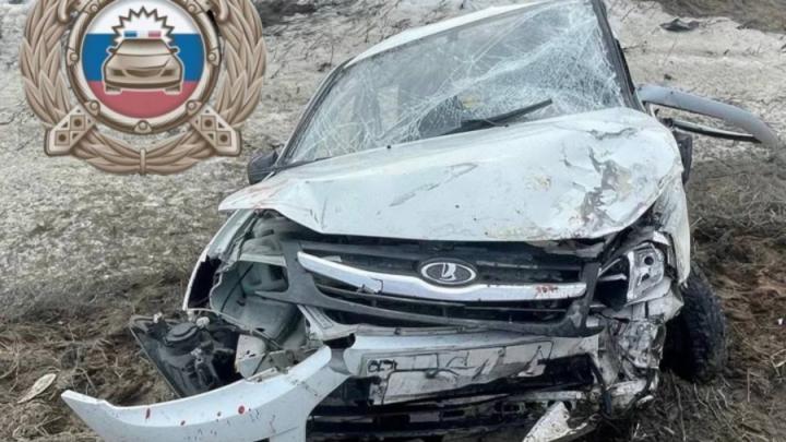 Две "Гранты" столкнулись под Балаковом: оба водителя в больнице