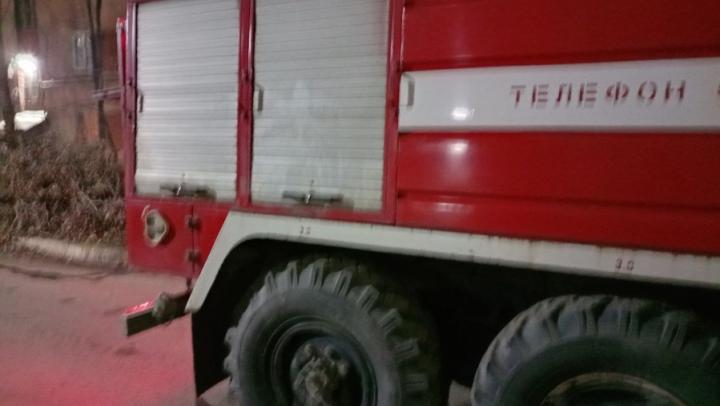 В Балашове горело здание с магазинами