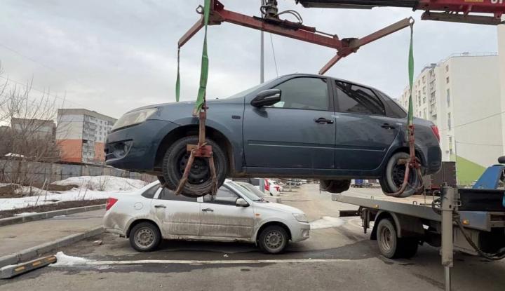 Более 80 штрафов и арестованная «Гранта»: как 22-летняя саратовчанка осталась без машины