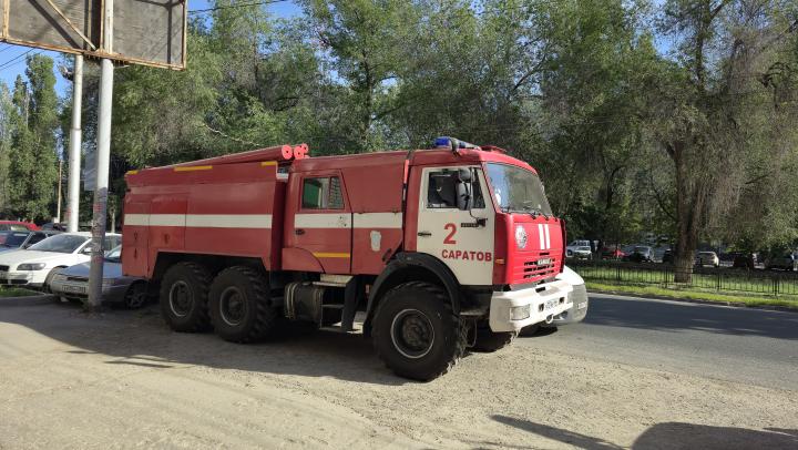 В Саратовской области за сутки потушили 23 пожара, два человека погибли В Саратовской области за сутки потушили 23 пожара, два человека погибли