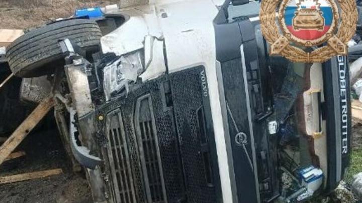 Иномарка перевернулась в Гагаринском районе Саратова