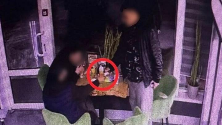 В Балакове мужчина присвоил найденный на АЗС телефон