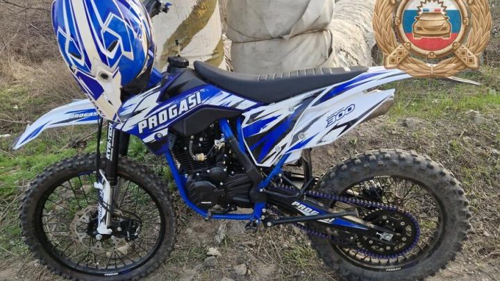 В Энгельсе травмировался 15-летний водитель питбайка