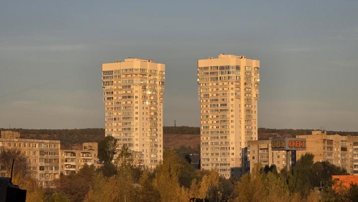 Депутат Госдумы Андрей Воробьёв обратился в прокуратуру, полицию и СК по поводу точечной застройки в микрорайоне «Авиатор» Саратова